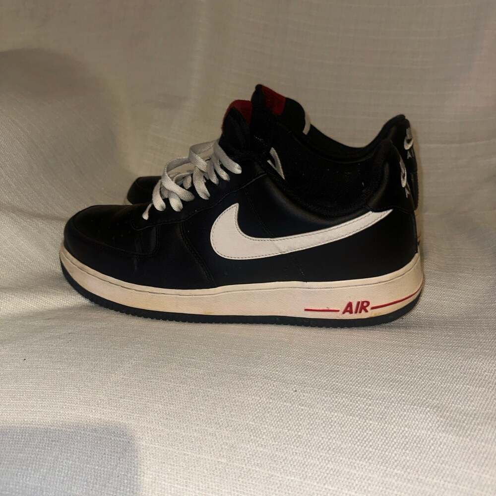 Nike Air Force 1 Low Black/White-Red Size 10 (488298-027)
